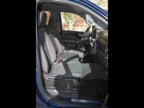 Used 2020 GMC Sierra 1500 SLE image 34