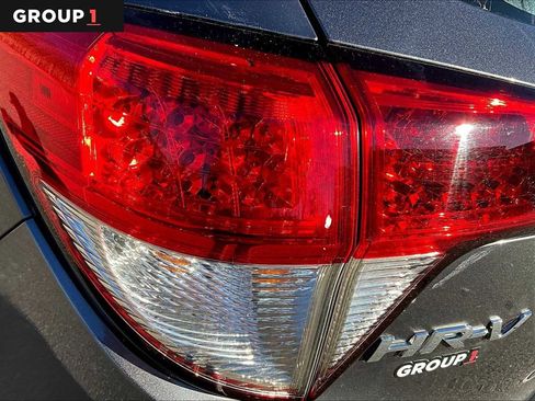 Used 2020 Honda HR-V LX image 27