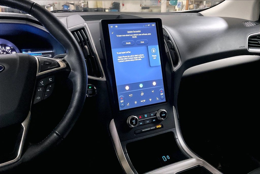 Certified 2024 Ford Edge SEL AWD/4WD image 6