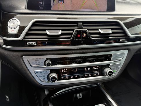 Used 2016 BMW 740i RWD image 36