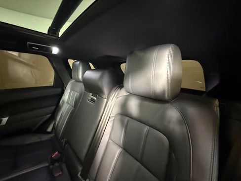 Used 2021 Land Rover Range Rover Sport HSE Dynamic image 30