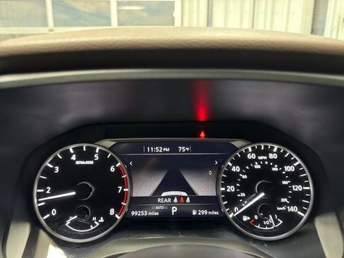 Used 2022 Nissan Rogue SV AWD/4WD image 8