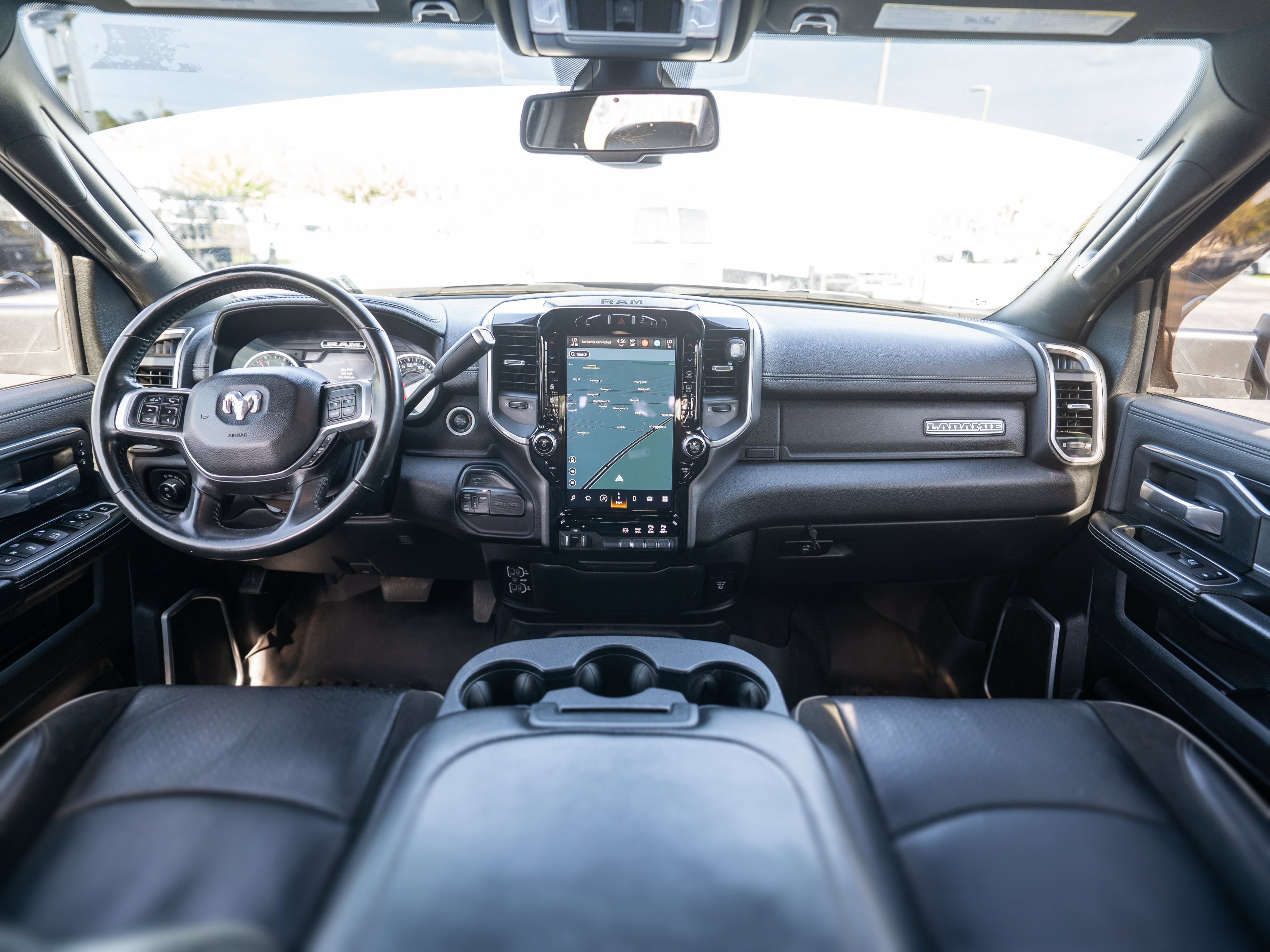Used 2022 RAM 2500 Laramie AWD/4WD image 9
