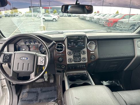 Used 2016 Ford F250 Lariat w/ Lariat Ultimate Package image 14