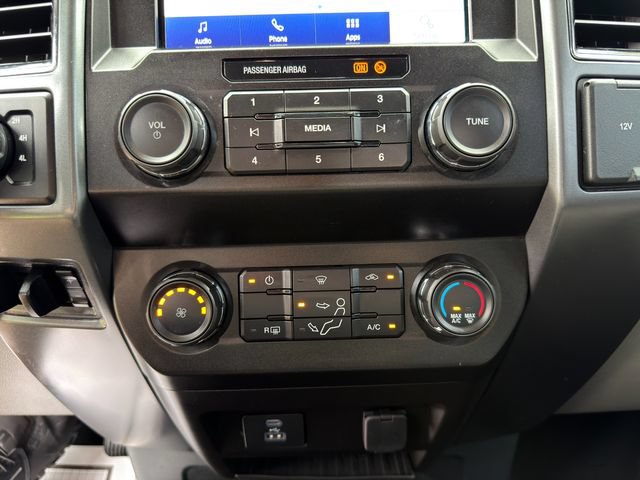 Used 2022 Ford F250 XLT w/ Black Appearance Package AWD/4WD image 27