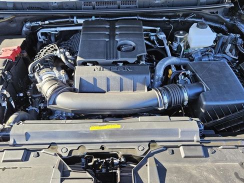 New 2025 Nissan Frontier SV w/ SV Convenience Package image 16