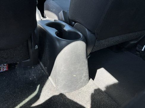 Used 2019 Nissan Versa S image 22