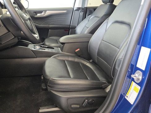 Used 2022 Ford Escape SEL w/ Technology Package FWD image 19