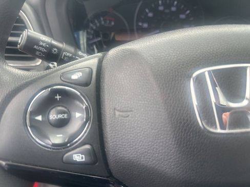 Used 2016 Honda HR-V EX image 20