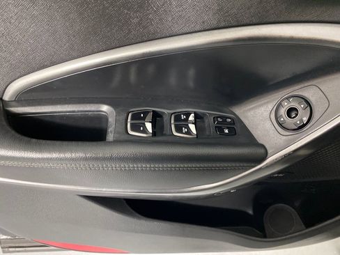 Used 2018 Hyundai Santa Fe Sport w/ Cargo Package image 12