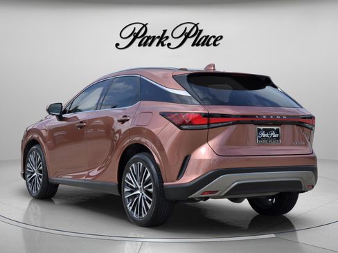 Used 2024 Lexus RX 350 Premium w/ Cold Area Package FWD image 3