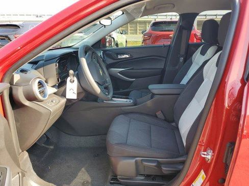 New 2026 Chevrolet Trax LS image 17