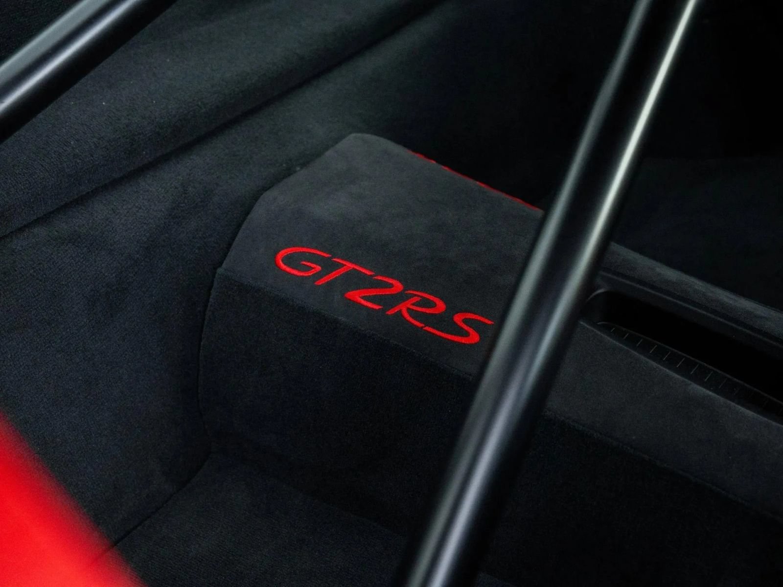 Used 2018 Porsche 911 GT2 RS RWD image 47