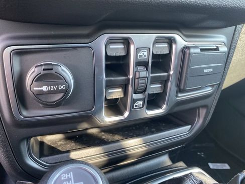 New 2025 Jeep Wrangler Unlimited Sport AWD/4WD image 29