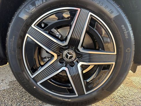 Used 2026 Mercedes-Benz GLC 300 GLC 300 image 22