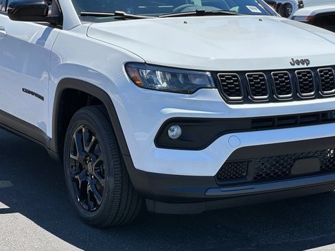 New 2026 Jeep Compass Latitude AWD/4WD image 11