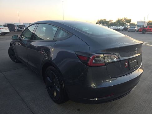 Used 2021 Tesla Model 3 Standard Range Plus image 6