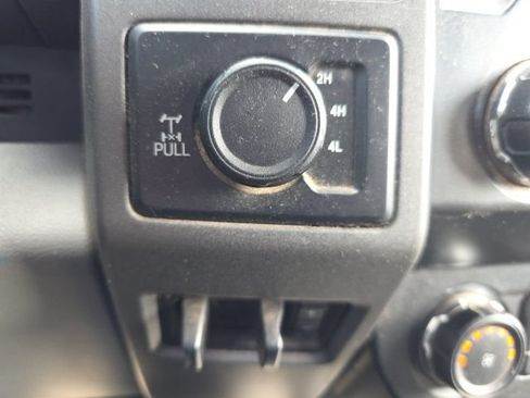 Used 2019 Ford F250 XL w/ STX Appearance Package AWD/4WD image 19