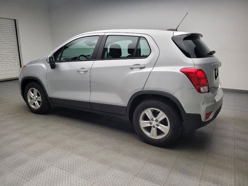 Used 2020 Chevrolet Trax LS FWD image 3
