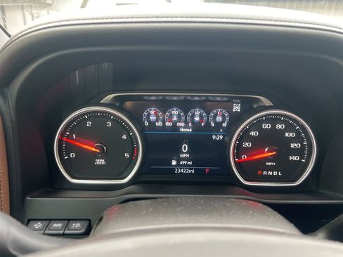 Used 2023 Chevrolet Silverado 2500 High Country image 10