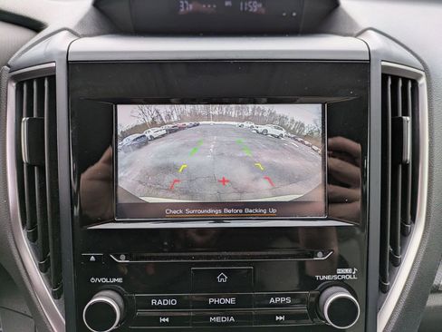 Used 2020 Subaru Forester Premium image 13