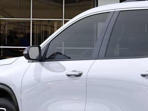 New 2026 Chevrolet Traverse High Country FWD image 12