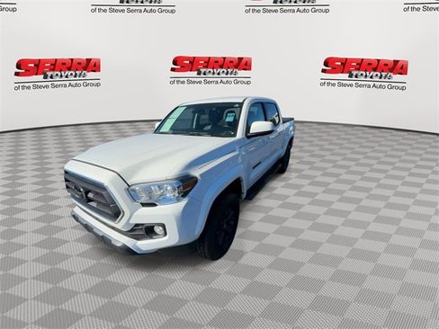Used 2022 Toyota Tacoma SR5 image 5