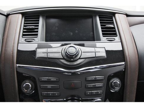 Used 2019 Nissan Armada Platinum w/ Captain's Chairs Package RWD image 23