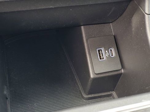 Used 2023 Ford Edge SEL AWD/4WD image 22