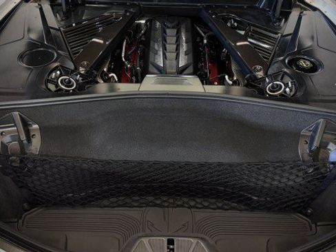 Used 2024 Chevrolet Corvette Stingray Premium Cpe w/ Z51 Performance Package RWD image 32