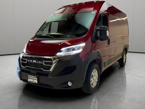Used 2025 RAM ProMaster 1500 w/ Quick Order Package 22G SLT FWD image 3