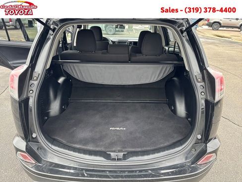 Certified 2017 Toyota RAV4 XLE image 25