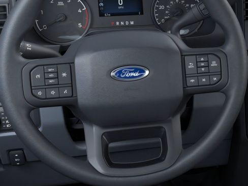 New 2026 Ford F550 4x4 Crew Cab w/ XLT Value Package image 12