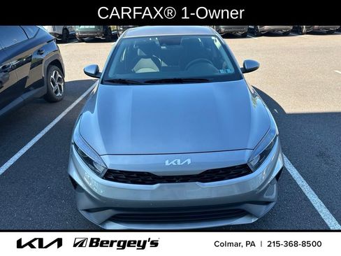 Used 2024 Kia Forte LXS FWD image 3