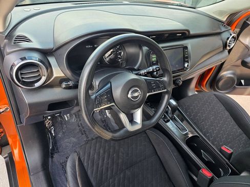 Used 2022 Nissan Kicks SV FWD image 36