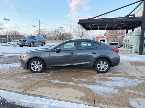 Used 2015 MAZDA MAZDA3 i Sport image 8