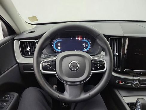 Used 2025 Volvo XC60 B5 Plus AWD/4WD image 49