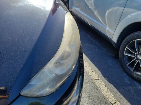 Used 2016 Hyundai Elantra Limited image 4