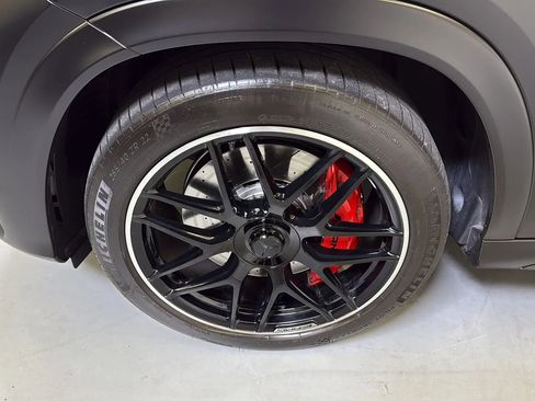 Used 2024 Mercedes-Benz GLE 63 AMG S image 32