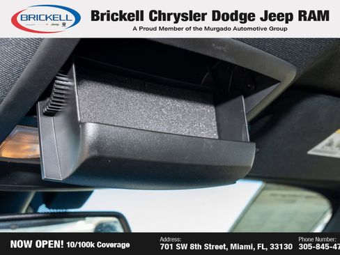 Used 2022 Dodge Challenger SXT image 25