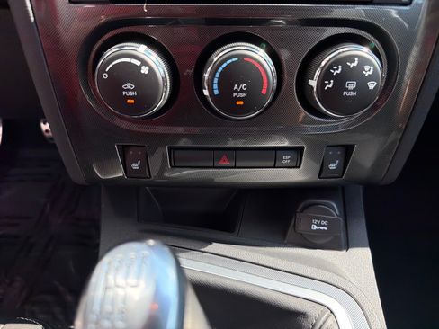Used 2010 Dodge Challenger R/T RWD image 18