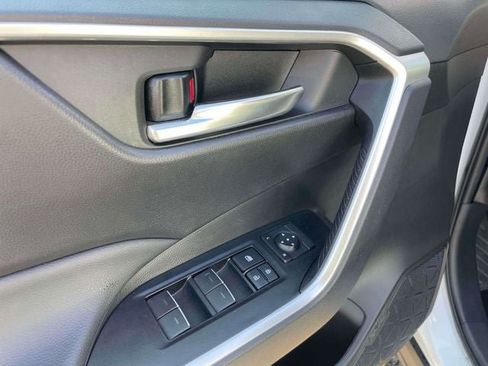 Certified 2025 Toyota RAV4 XLE AWD/4WD image 19
