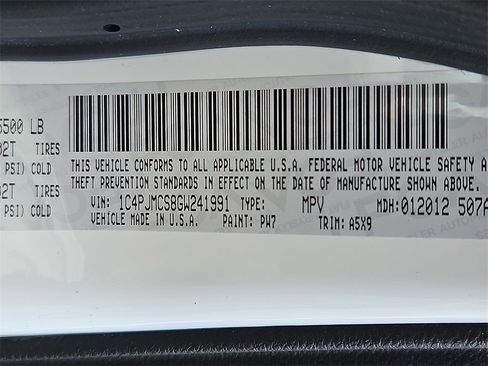 Used 2016 Jeep Cherokee Latitude w/ Safety/Convenience Group image 28