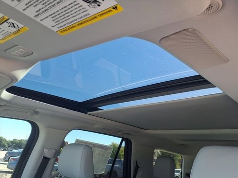 New 2025 Ford Expedition Platinum w/ Platinum Ultimate Package image 8