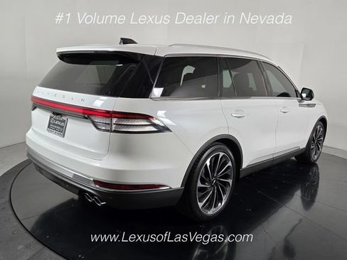 Used 2026 Lincoln Aviator Reserve AWD/4WD image 6