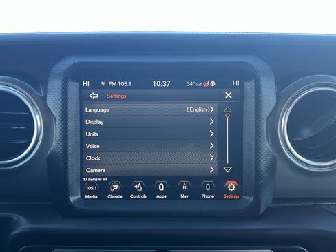 Used 2021 Jeep Wrangler Unlimited Sahara w/ Uconnect 4C Nav & Sound Group image 31