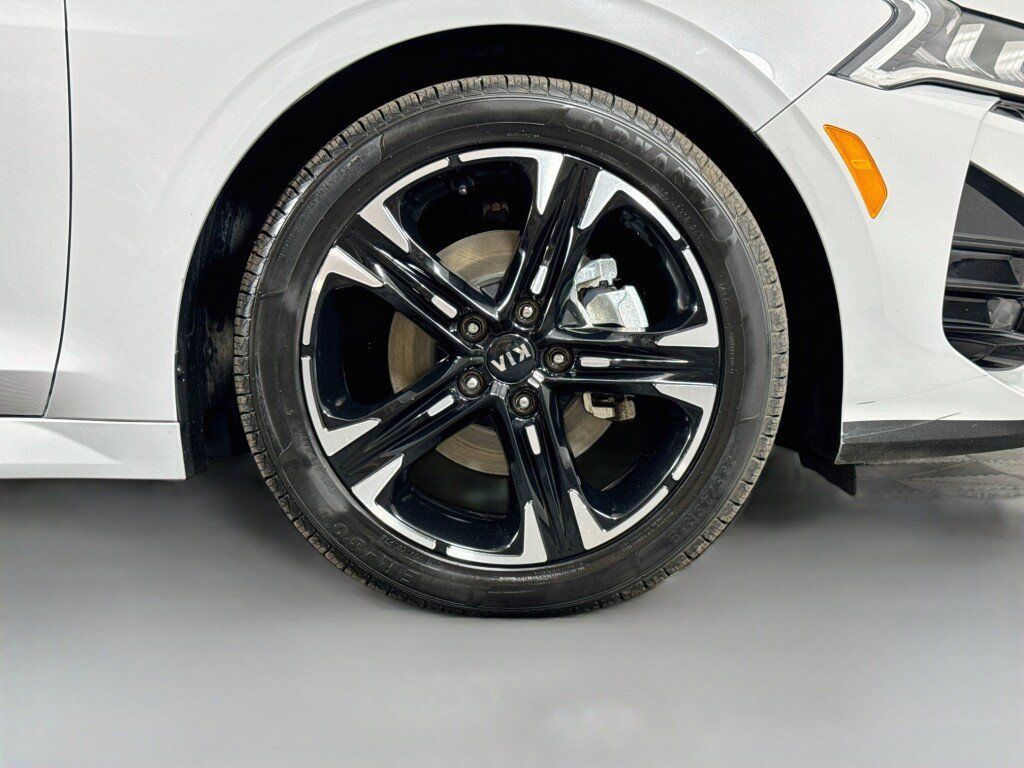 Used 2021 Kia K5 GT-Line AWD/4WD image 44