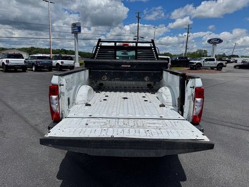 Used 2022 Ford F250 XL w/ STX Appearance Package AWD/4WD image 6