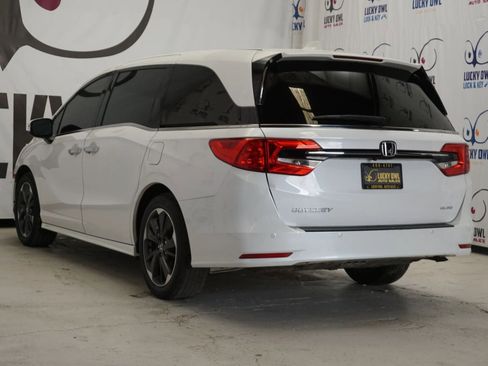 Used 2024 Honda Odyssey Elite image 4