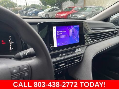 Used 2025 Toyota Camry LE FWD image 22